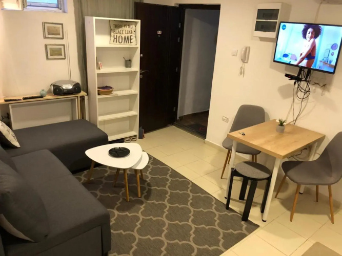 N6 Apartment