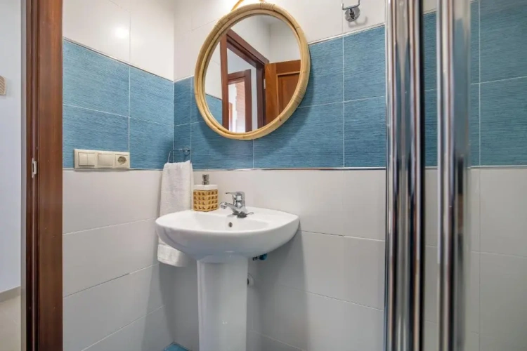3 Bedrooms Cottage