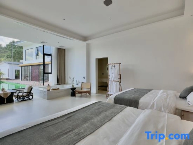 2 Bedrooms Double Suite