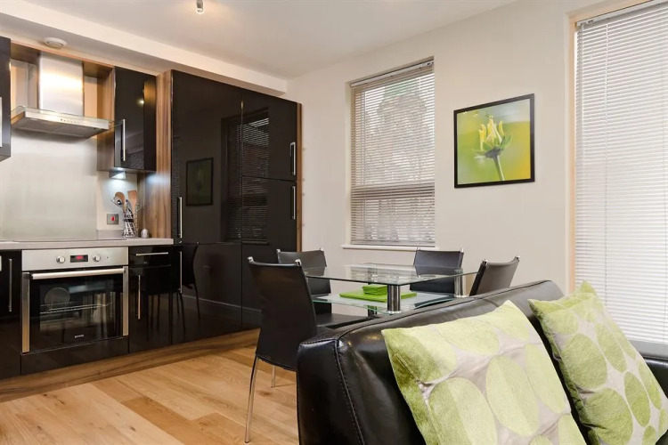 Cabot Mews Apartments Over view