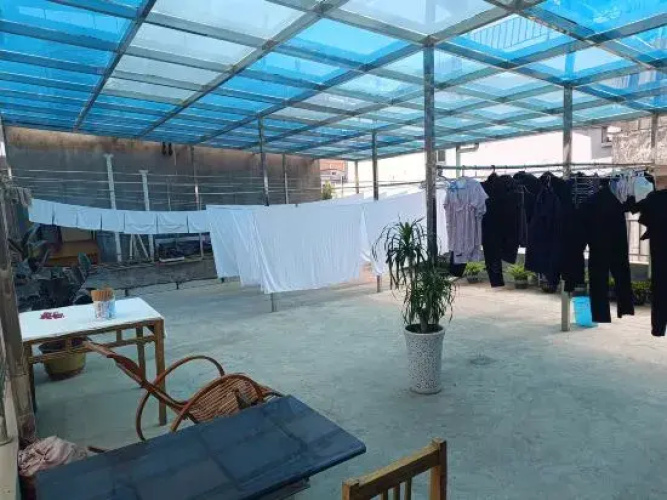 Mengzhou Longfeng Hotel