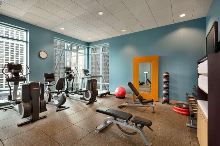 Hilton Chicago/Magnificent Mile Suites photo 22