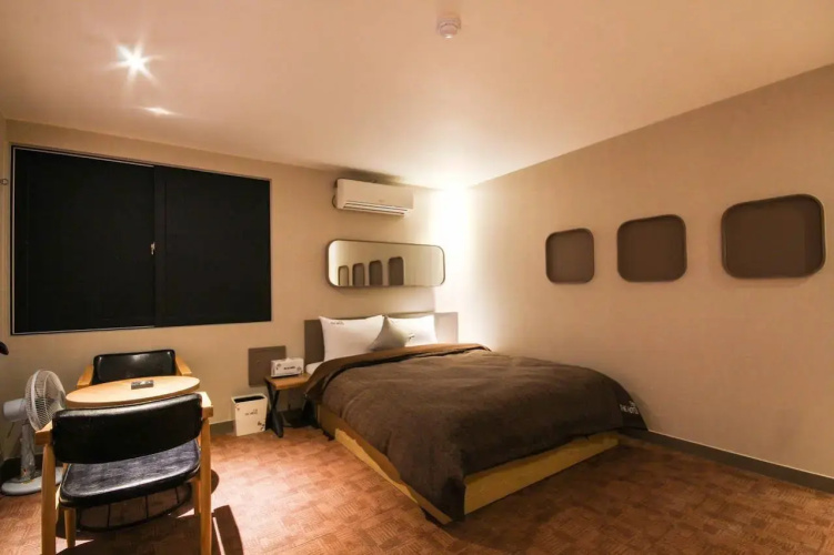 The Hotel 7th