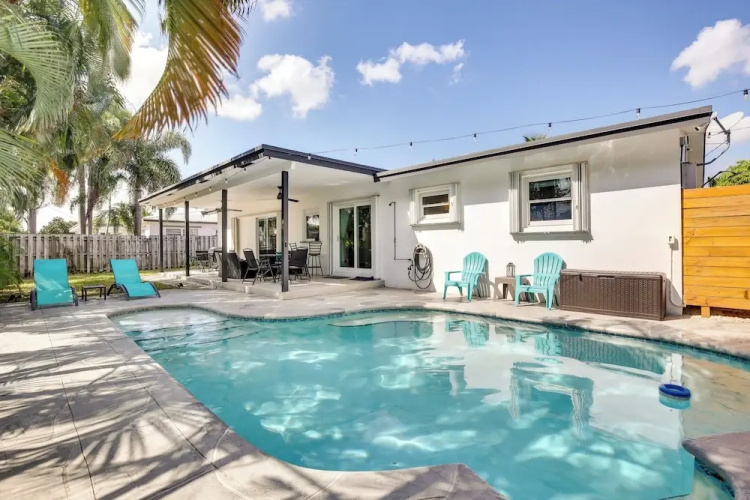 Heated Pool & Fenced Yard: Pompano Beach Home