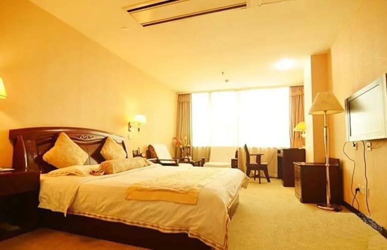 Yuexin Holiday Hotel