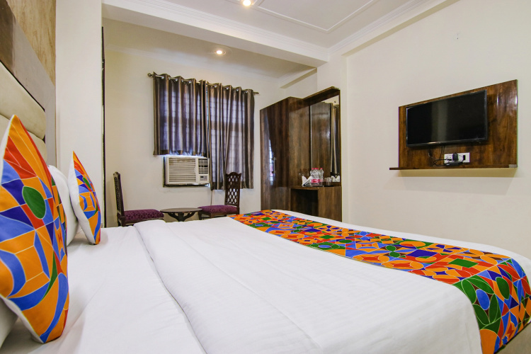 Fabhotel Airport Avalon