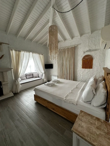 Grand room