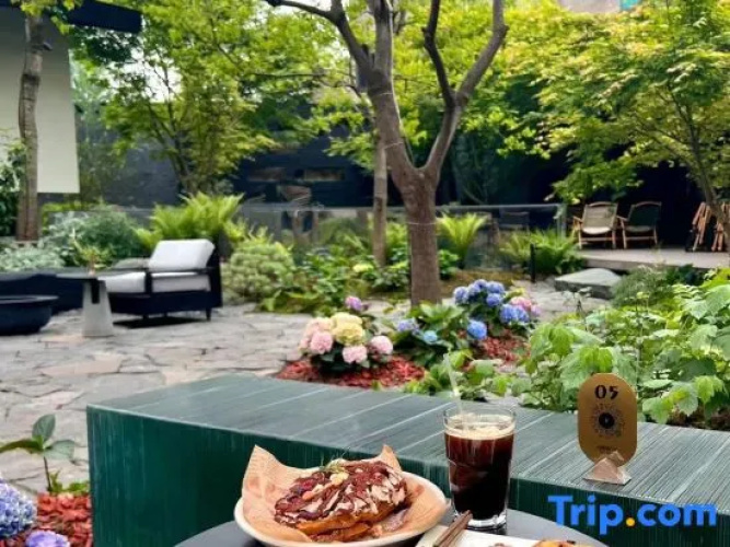 Moshang Shiguang Hotel