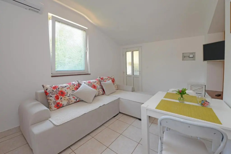 Apartments Tena