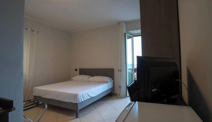 Classic Double room with balcony and with sea view