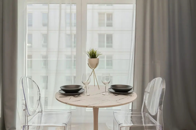 Riverside Studio by Renters