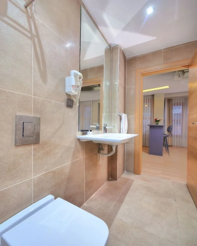 Quadruple Suite