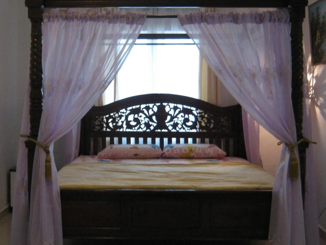4 Bedrooms Villa