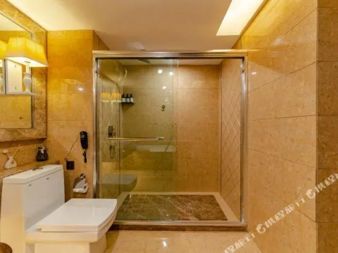 Deluxe Double Suite