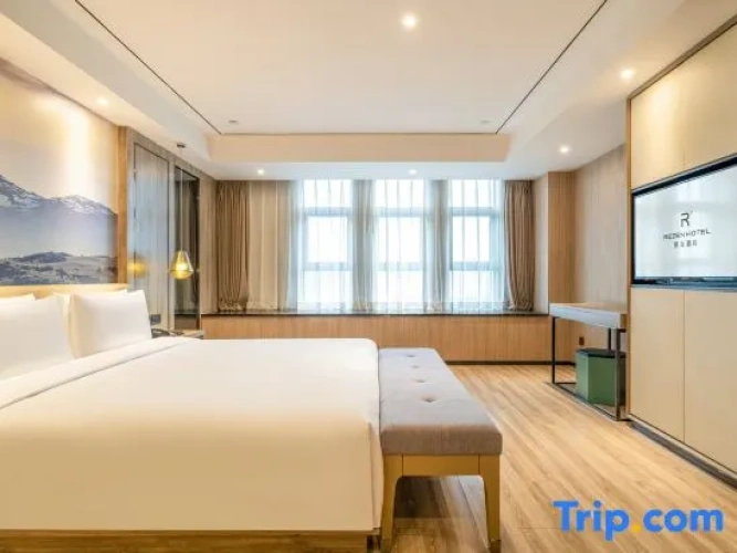 Premier Double Suite