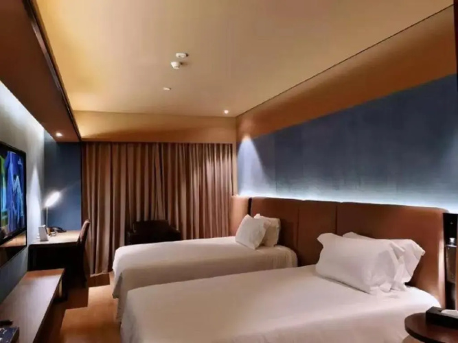 Orange Hotel Select Qingdao Wusi Square