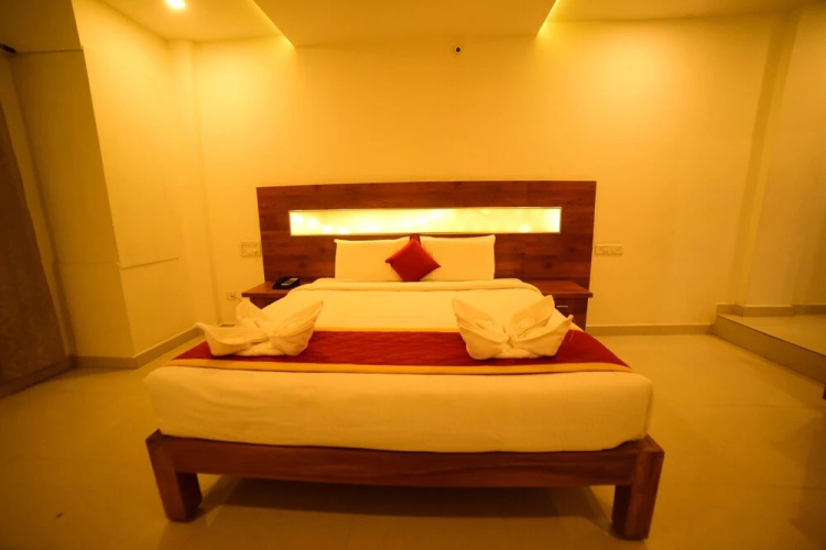 Castle Continental Premium Hotel