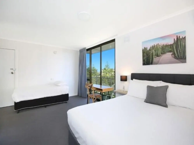 Standard Triple room with balcony