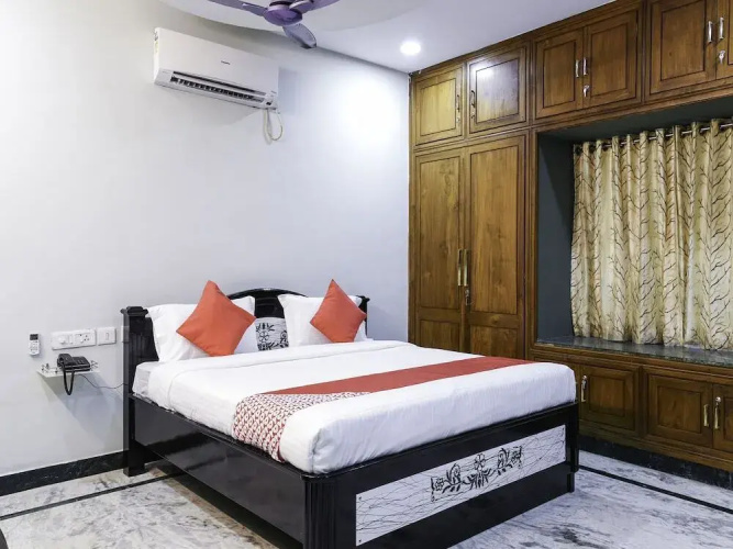 Vijaya Residency by OYO Rooms