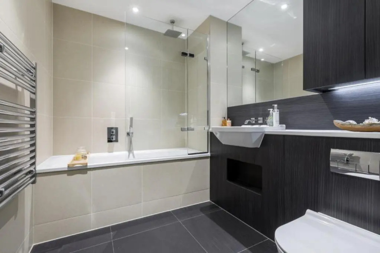 Grand Serviced Apartments*****