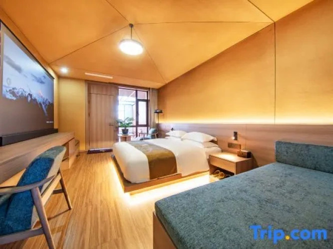 Standard Family room