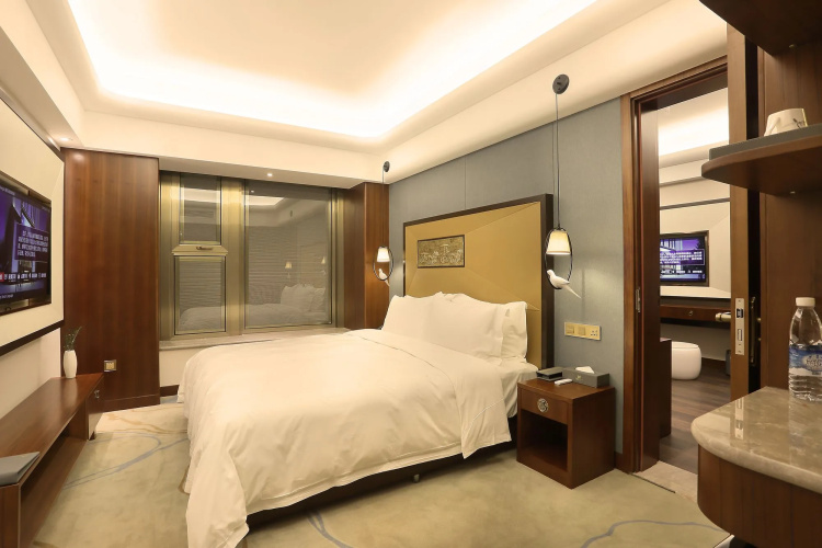 Lujia International Hotel