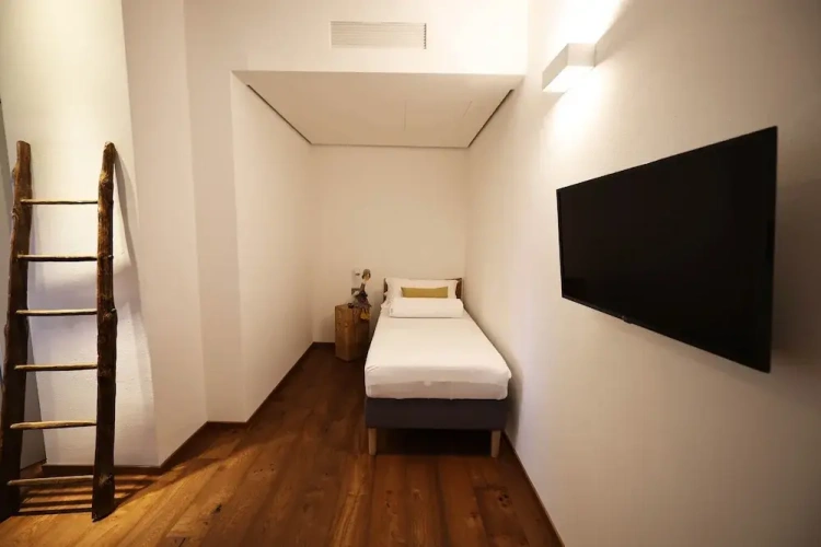 Classic Twin room