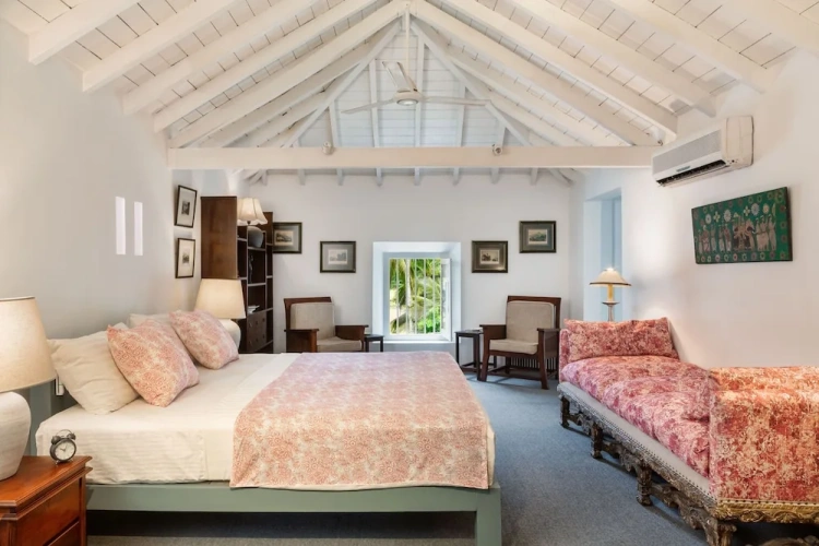 Standard Double room with pool view