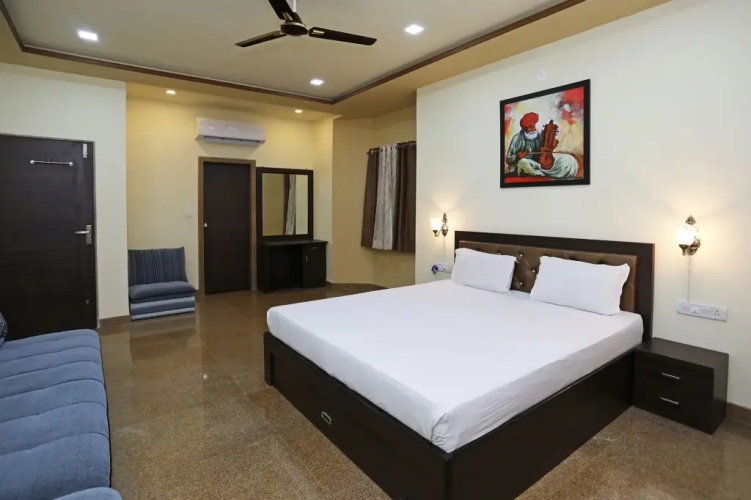 OYO 9428 Home Hill View Goverdhan Vilas