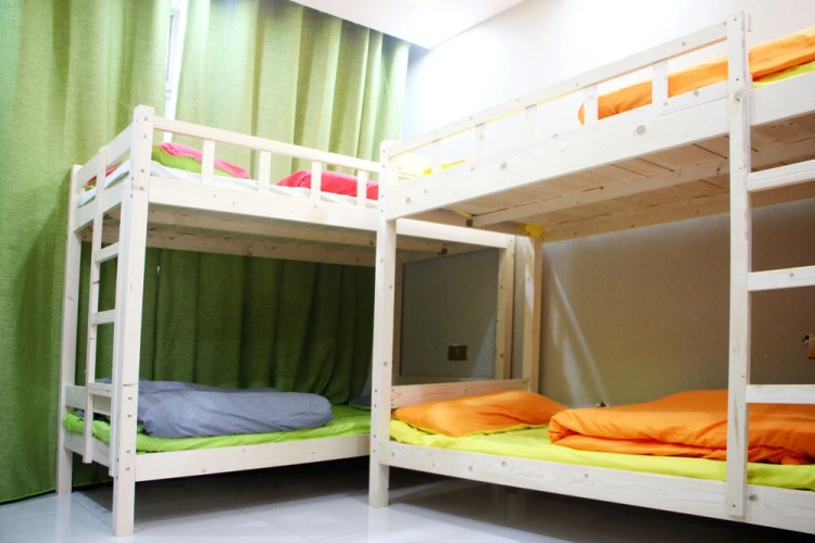 Bayou Youth Hostel