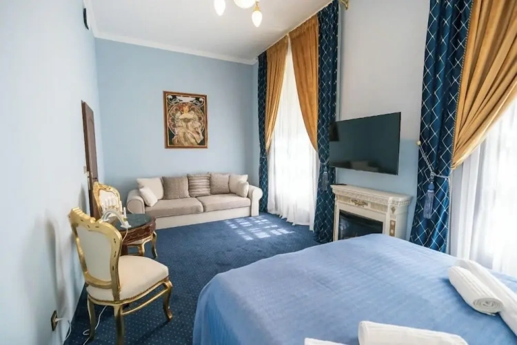 Deluxe Double room with park view