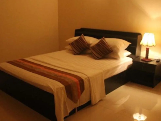 Varuvaa Boutique