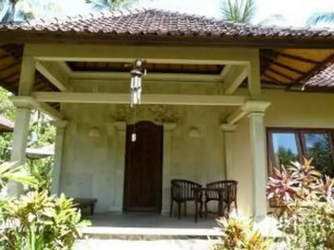 Bali Lege Beach Bungalows