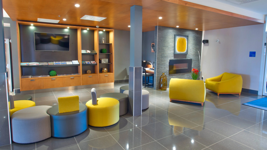 Holiday Inn Express & Suites Vaudreuil - Dorion photo 15