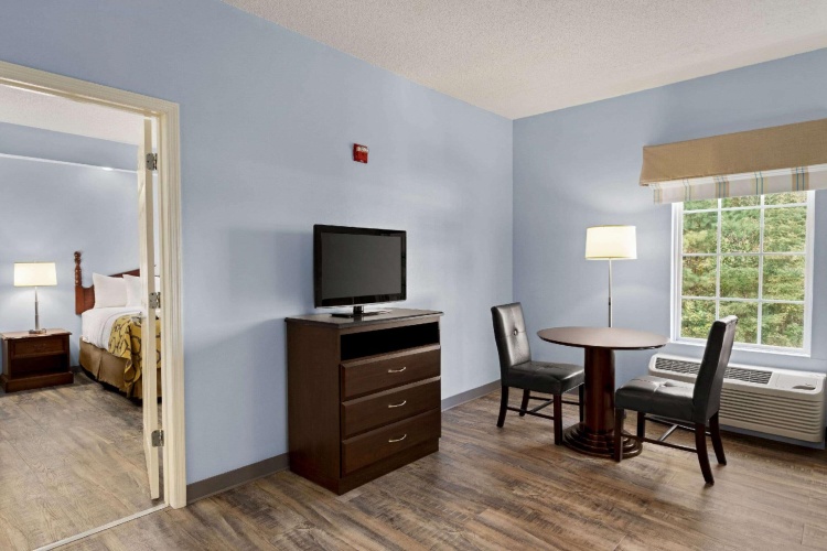 1 Bedroom Double Suite