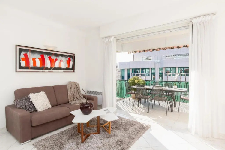 Mariott Area: Sunny 2 Beds /2 Baths