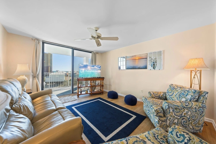 3 Bedrooms Standard room with balcony