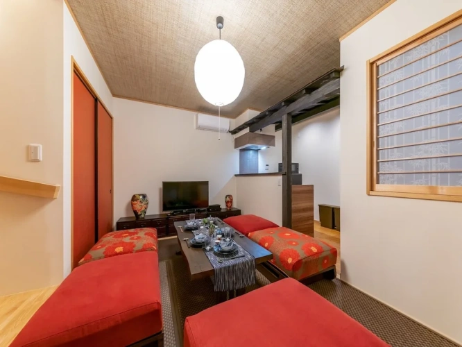 2 Bedrooms Cottage