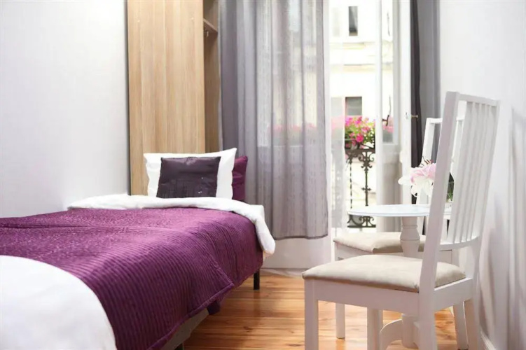 Blooms Boutique Hostel