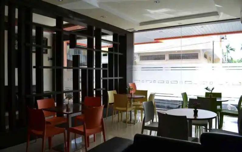 Gazzaz Hotel