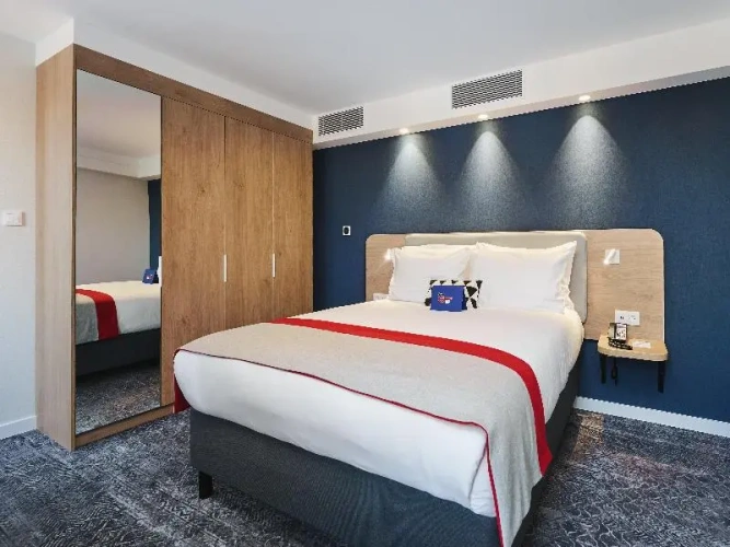 1 Bedroom Suite