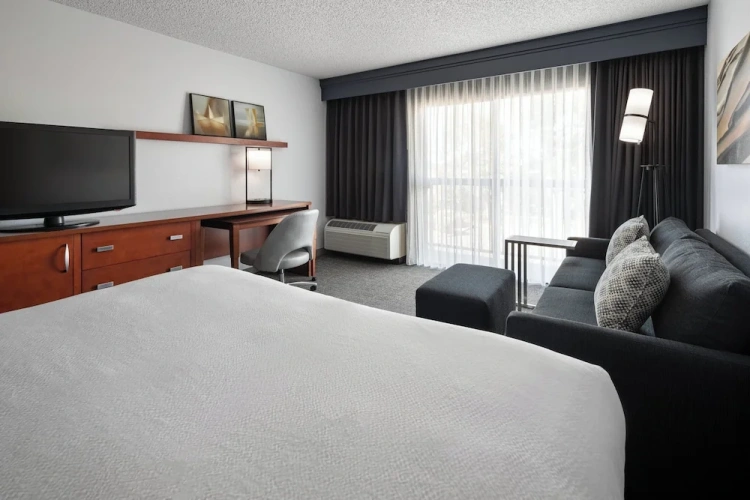 Standard Double room with balcony