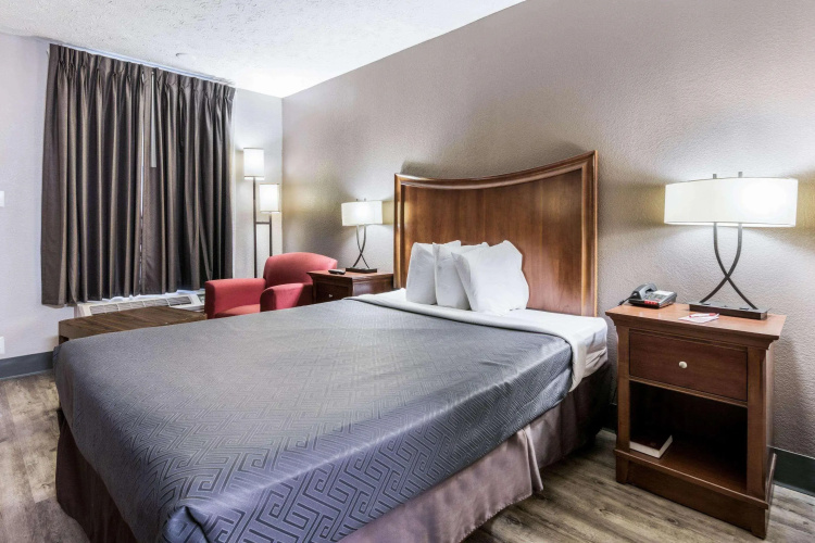 Econo Lodge Gainesville Downtown Area