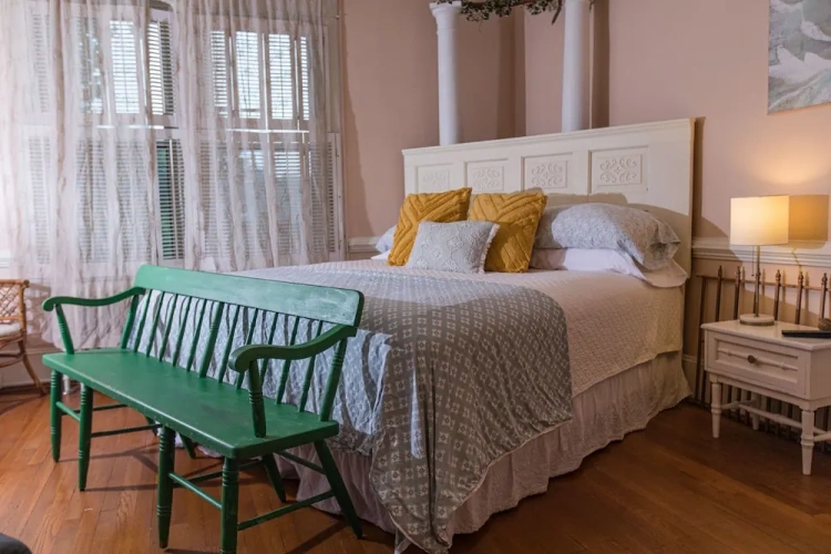 Deluxe Double Suite