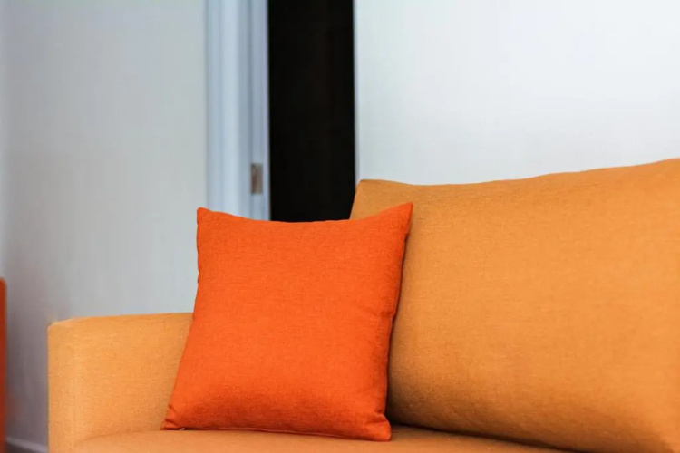Design Suites Efharis (Syrah)