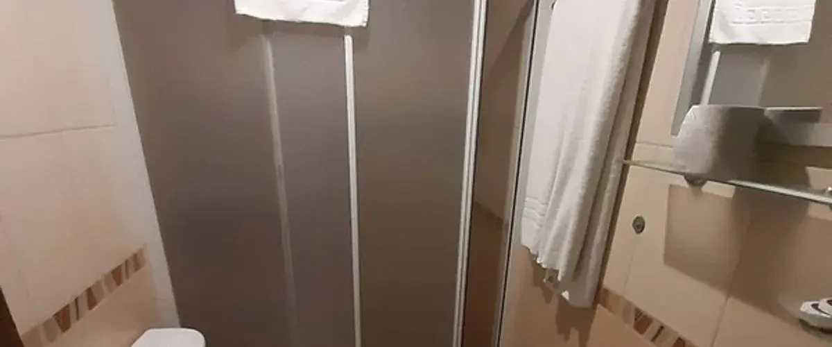 Aymini Hotel