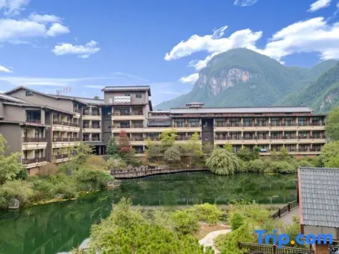 Fanjing Cloud Villa Hotel