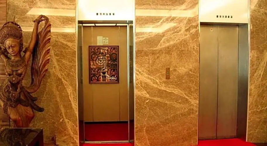 Premier Hotel
