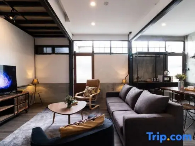 Ombra House 21-24
