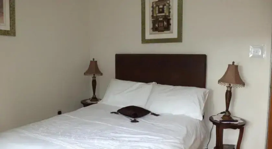Louth Hall Bed and Breakfast